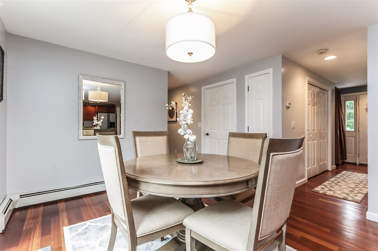 87 Griffin Road Deerfield, NH 03037 - Photo 10 of 40