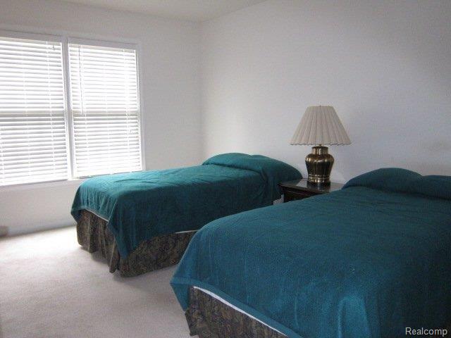 543 Timber Ridge Drive Highland, MI 48357 - Photo 9 of 11 021.JPG