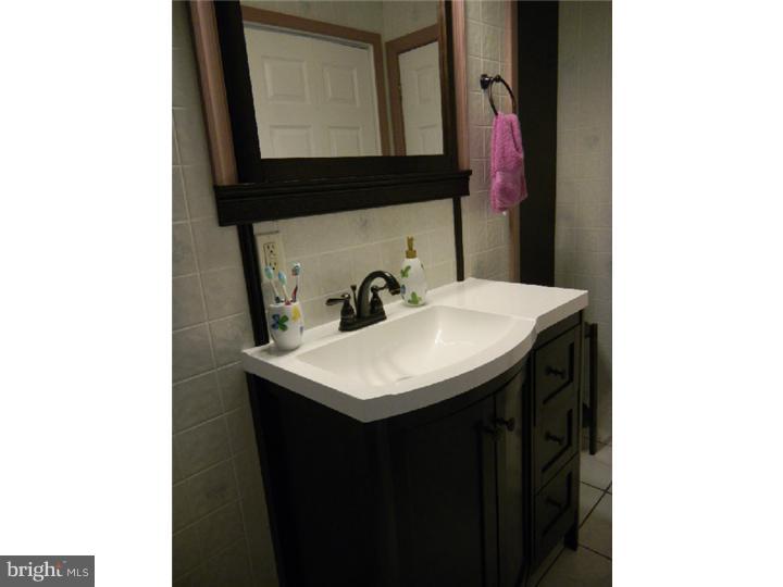 45 Morris Road New Castle, DE 19720 - Photo 17 of 23 Bathroom