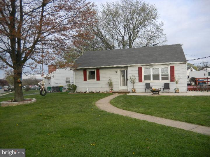 45 Morris Road New Castle, DE 19720 - Photo 5 of 23 Exterior Front
