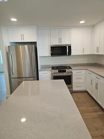 $350,000 | 4141 Deep Creek Road, Unit 106, Fremont, CA 94555