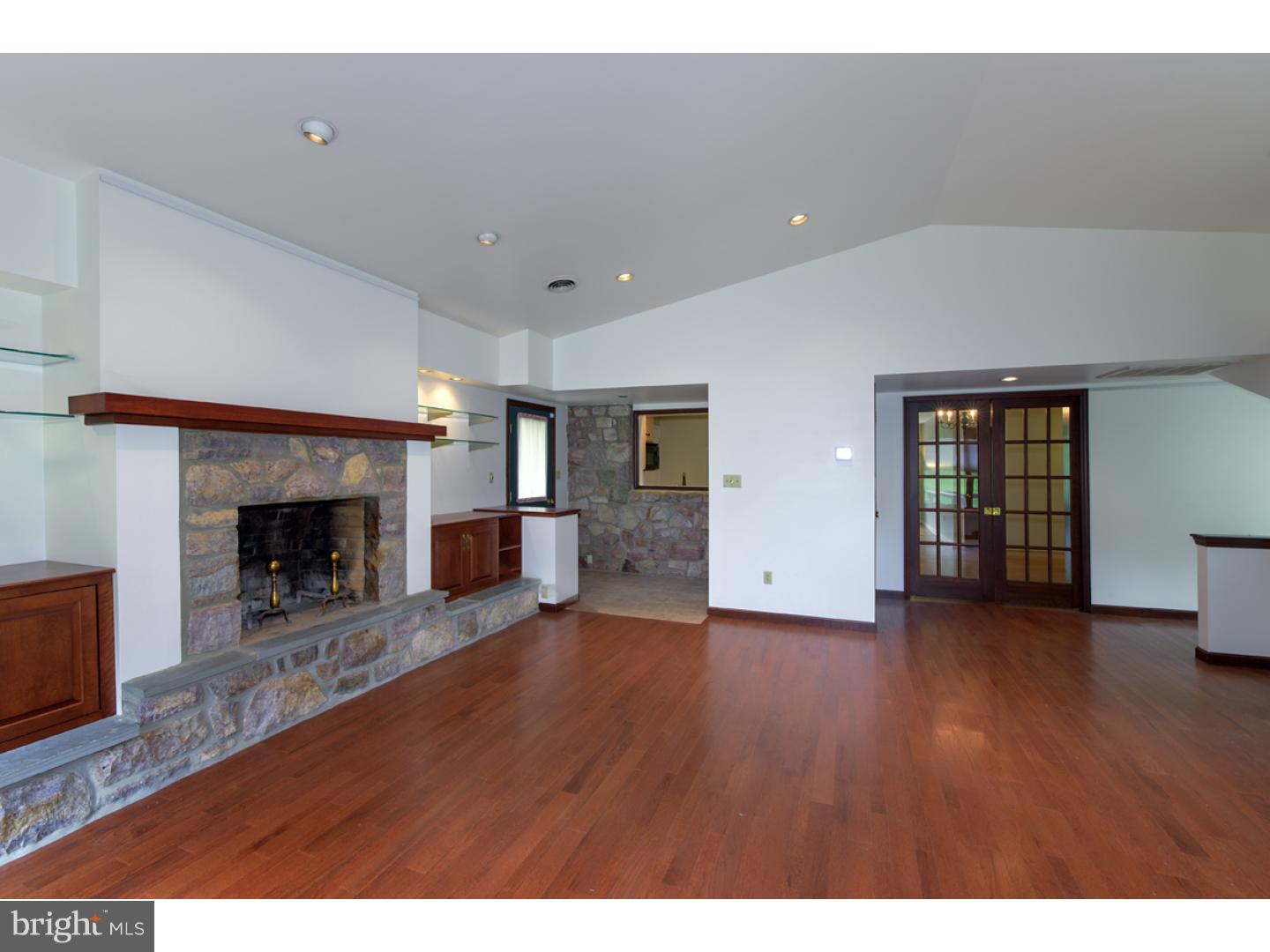 5611 Stoudts Ferry Bridge Road Reading, PA 19605 - Photo 11 of 25 Gallery Image 11