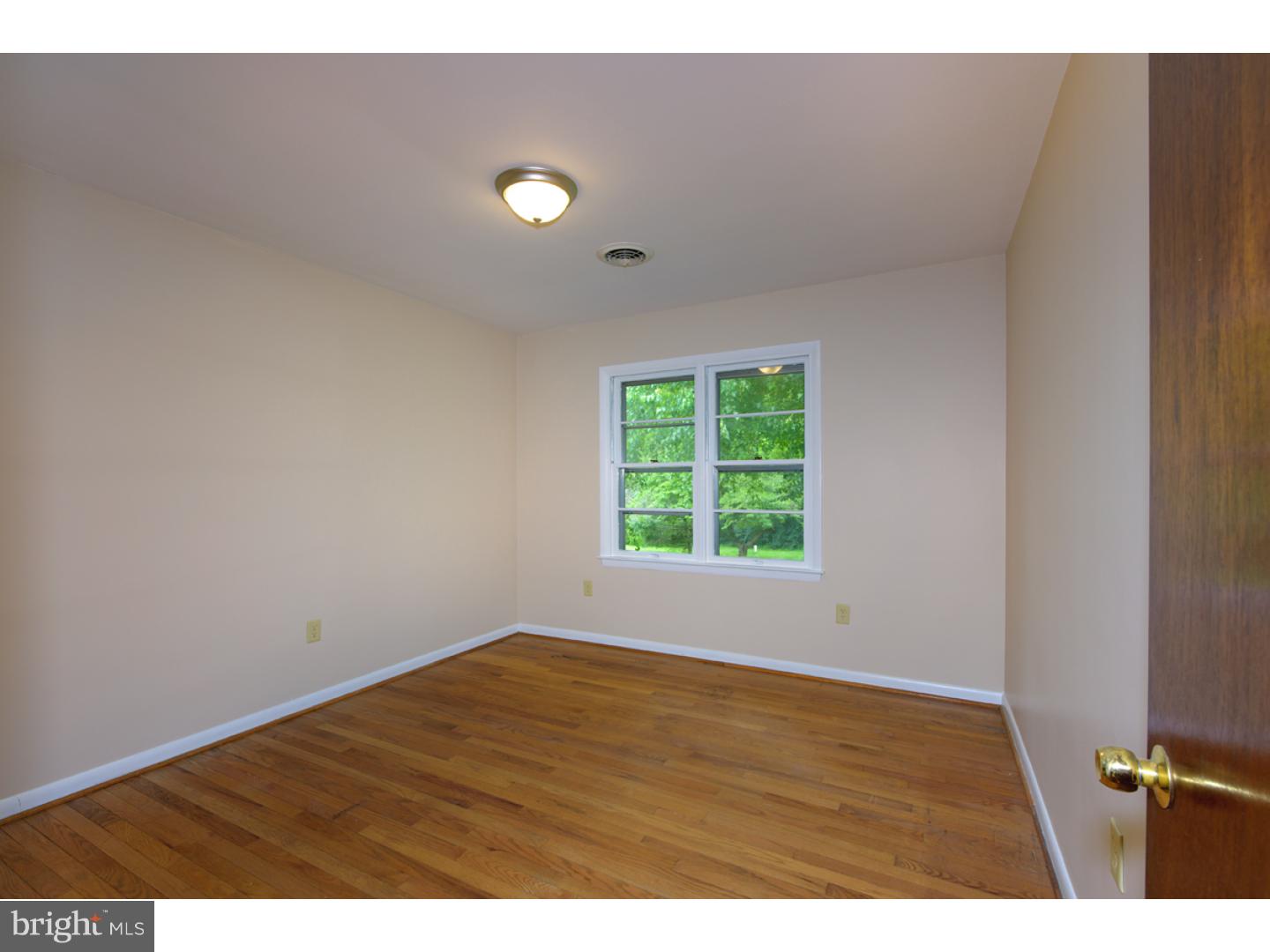 5611 Stoudts Ferry Bridge Road Reading, PA 19605 - Photo 14 of 25 Gallery Image 14