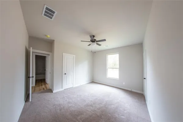 $279,999 | 1421 West Sherman Street, Paris, TX 75460