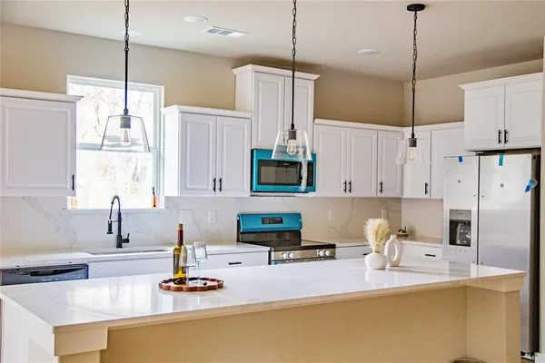$279,999 | 1421 West Sherman Street, Paris, TX 75460
