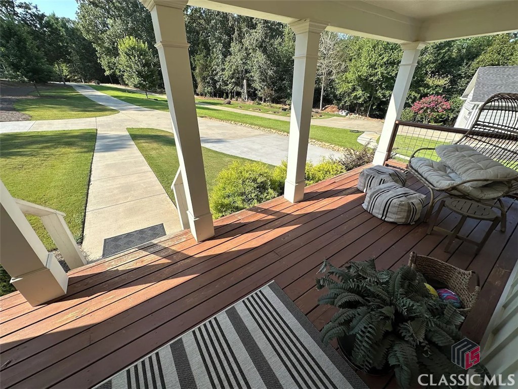 72 Point Place Road Hartwell, GA 30643 - Photo 3 of 40 Front Porch