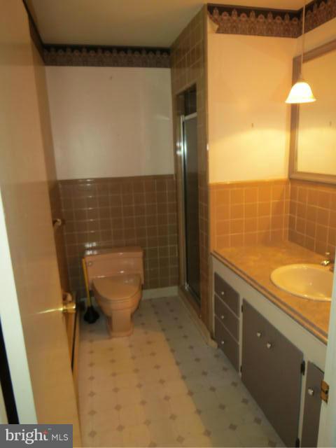 1362 Turkey Point Road North East, MD 21901 - Photo 16 of 30 Bath (Master)