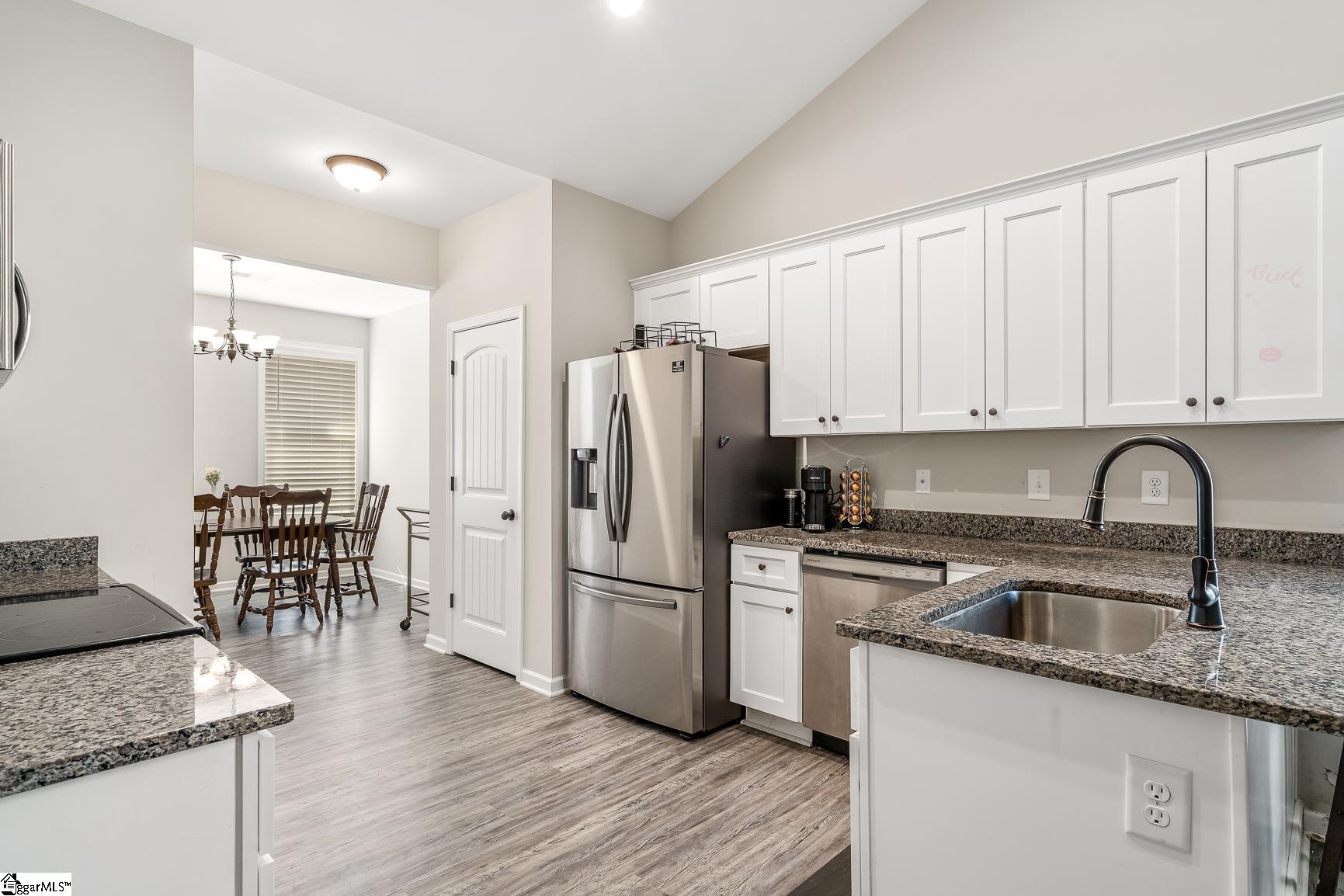 229 Magnolia Lane Pendleton, SC 29670 - Photo 8 of 31