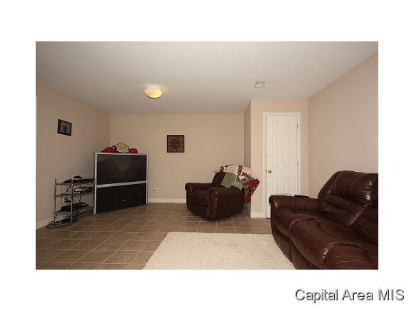 2400 Gander Road Springfield, IL 62711 - Photo 22 of 24