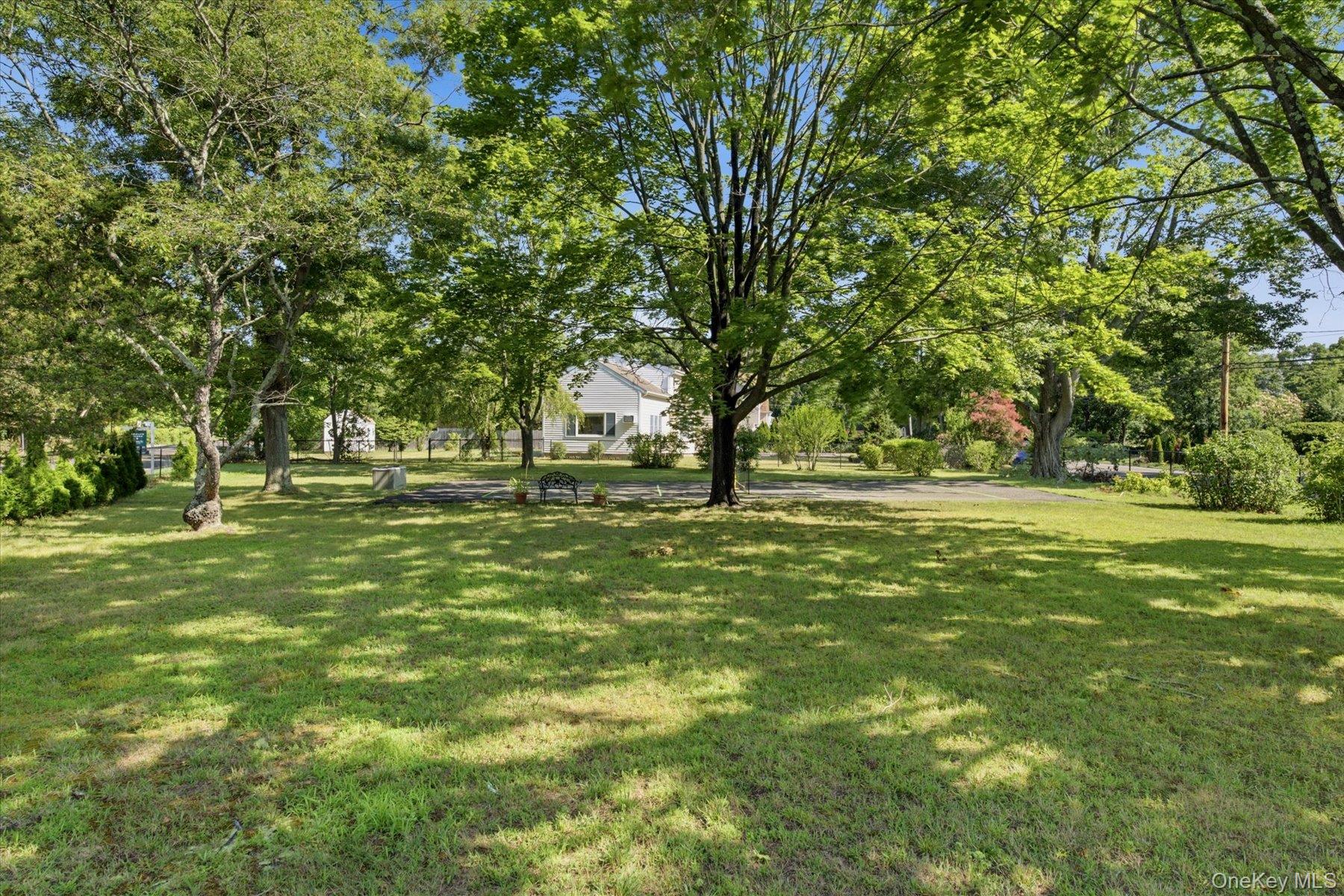498 Miller Place Road Miller Place, NY 11764 - Photo 31 of 37 Huge private yard