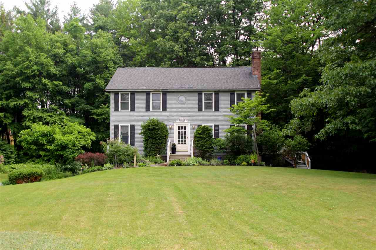 12 Meadowbrook Road Derry, NH 03038 - Photo 1 of 25