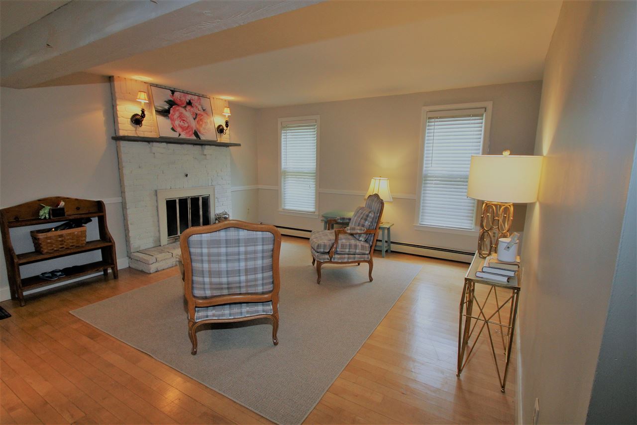 12 Meadowbrook Road Derry, NH 03038 - Photo 3 of 25