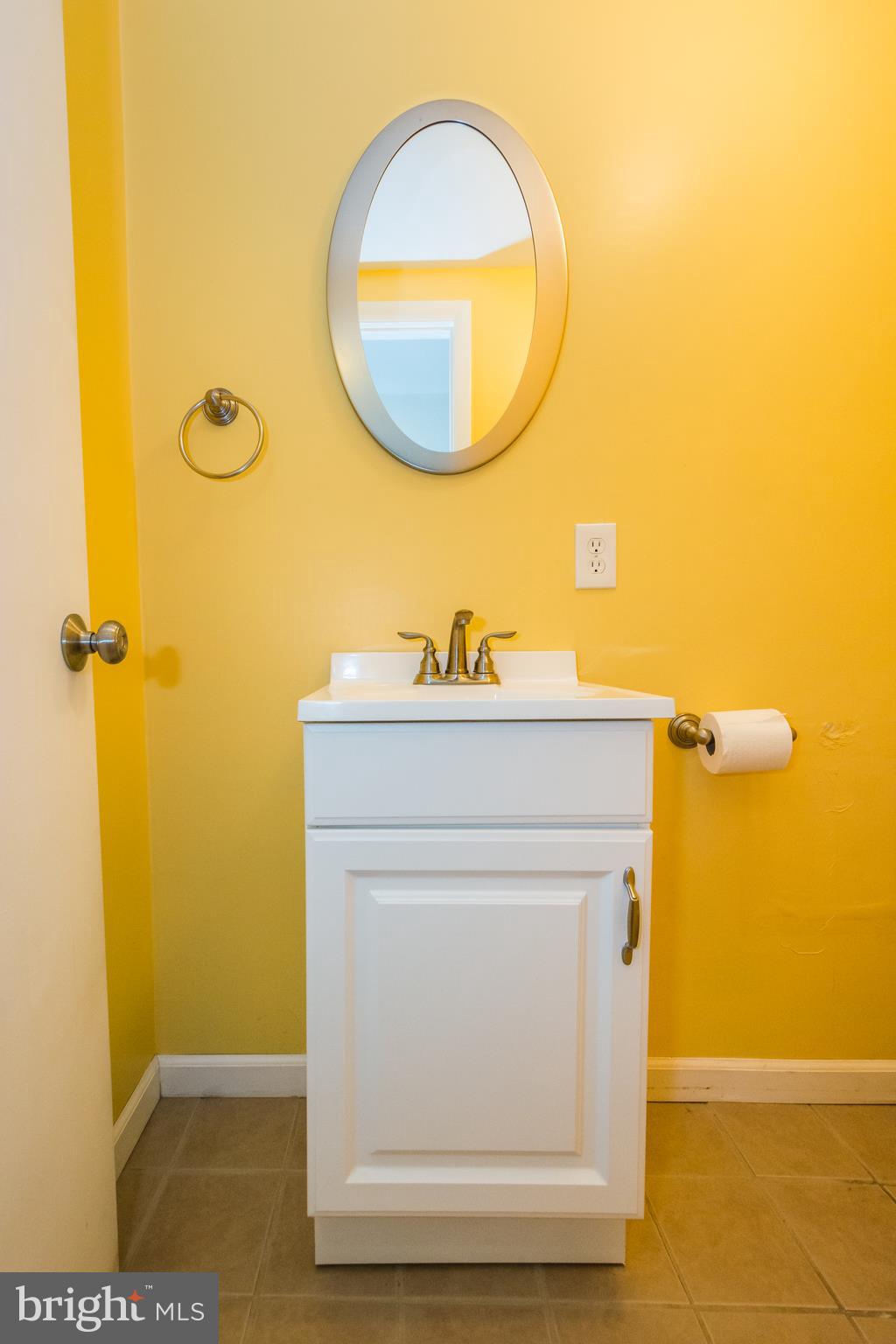 9272 Throgmorton Road Baltimore, MD 21234 - Photo 16 of 35