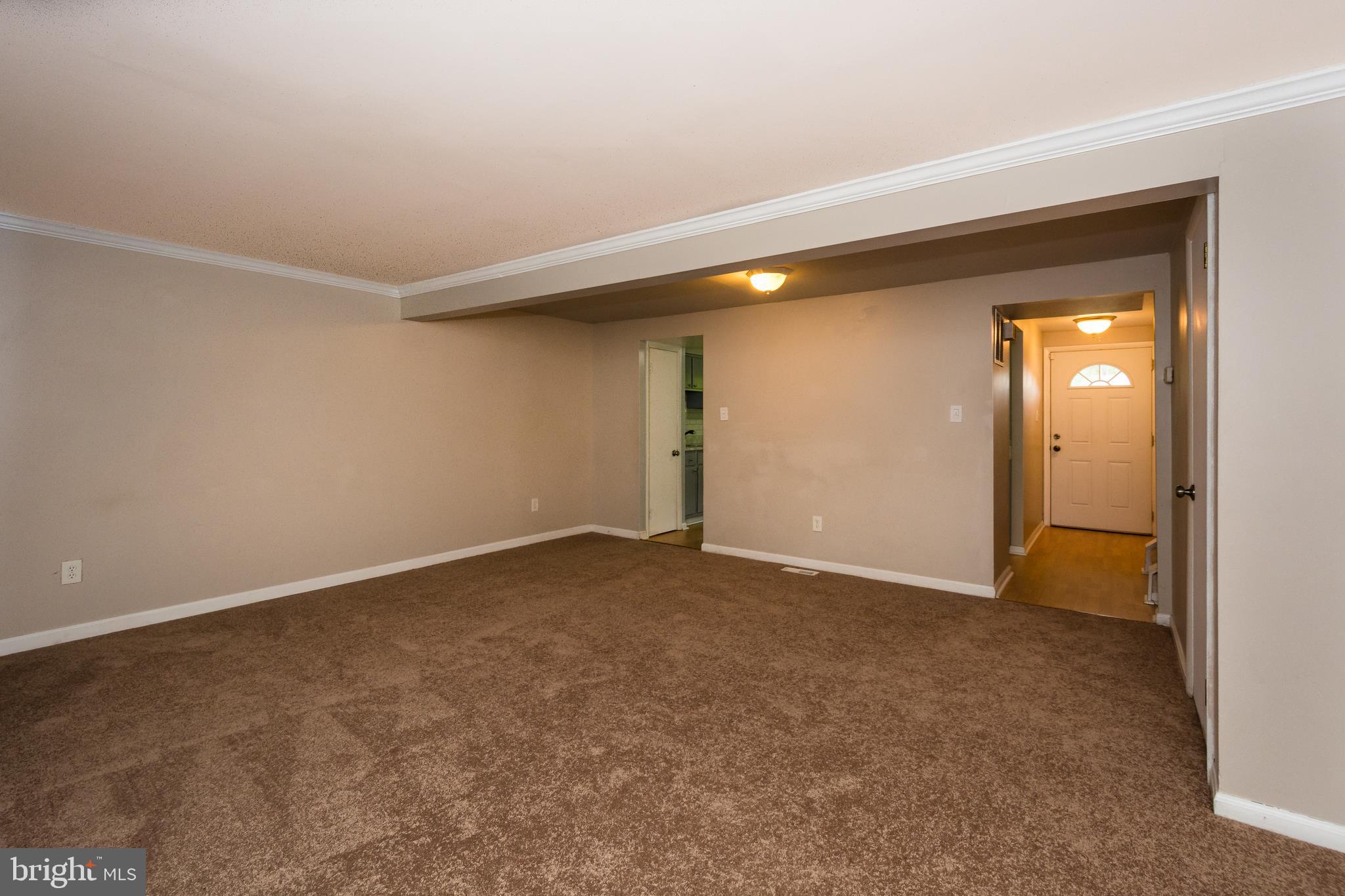 9272 Throgmorton Road Baltimore, MD 21234 - Photo 27 of 35