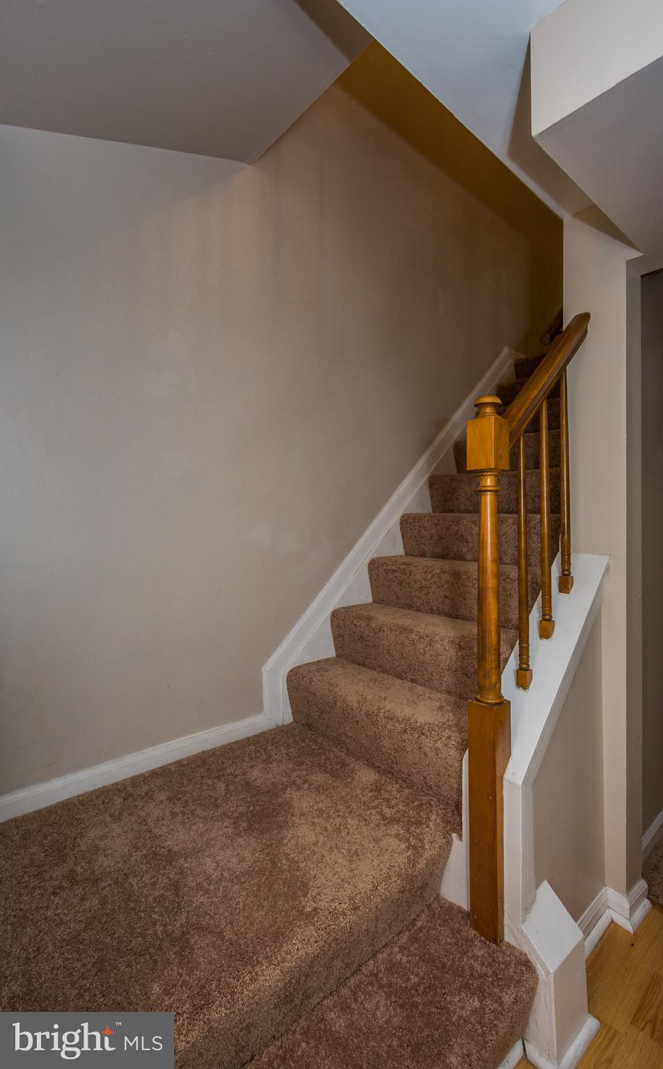 9272 Throgmorton Road Baltimore, MD 21234 - Photo 8 of 35