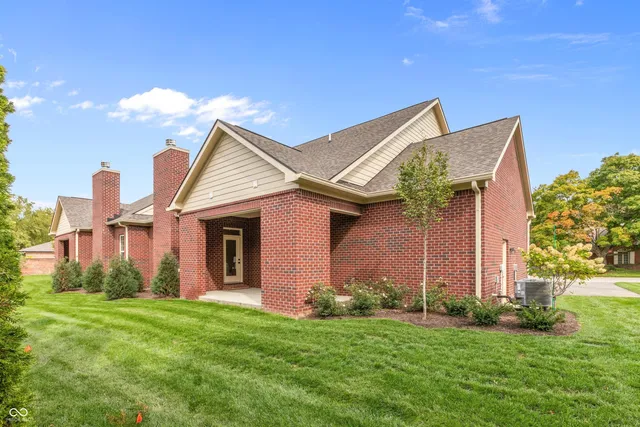 $525,000 | 7936 Beaumont Green Place, Indianapolis, IN 46250