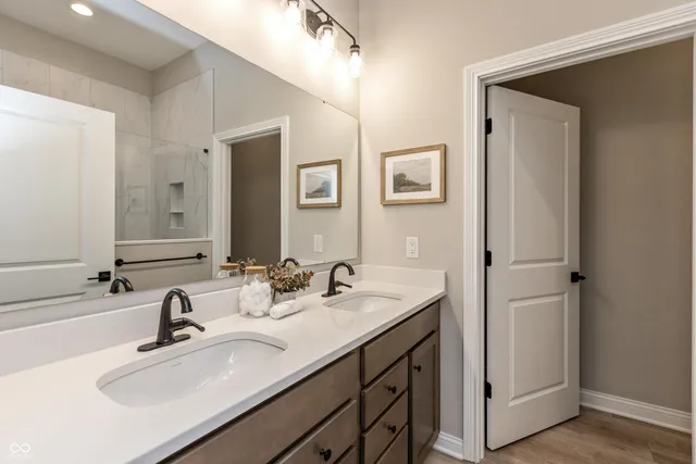 $525,000 | 7936 Beaumont Green Place, Indianapolis, IN 46250