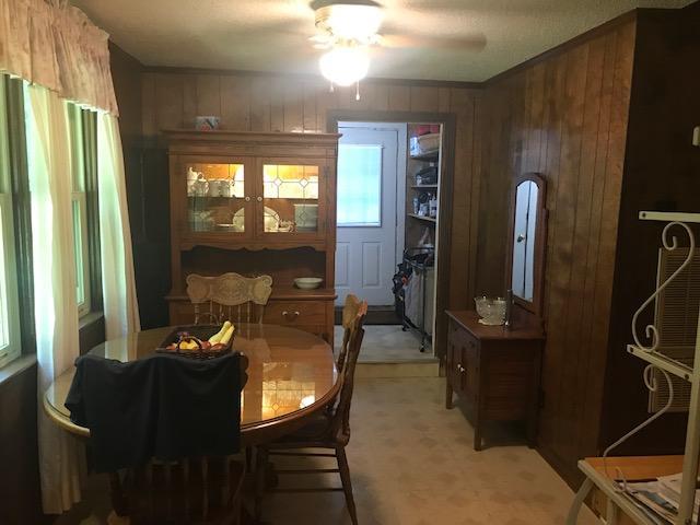 1900 Grants Chapel Road Adams, TN 37010 - Photo 11 of 30 Dining area