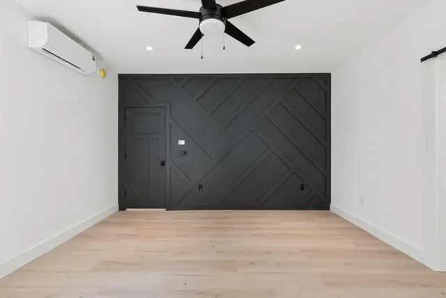 $999,999 | 492 Point Dr Mount, Mount Vernon, ME 04352