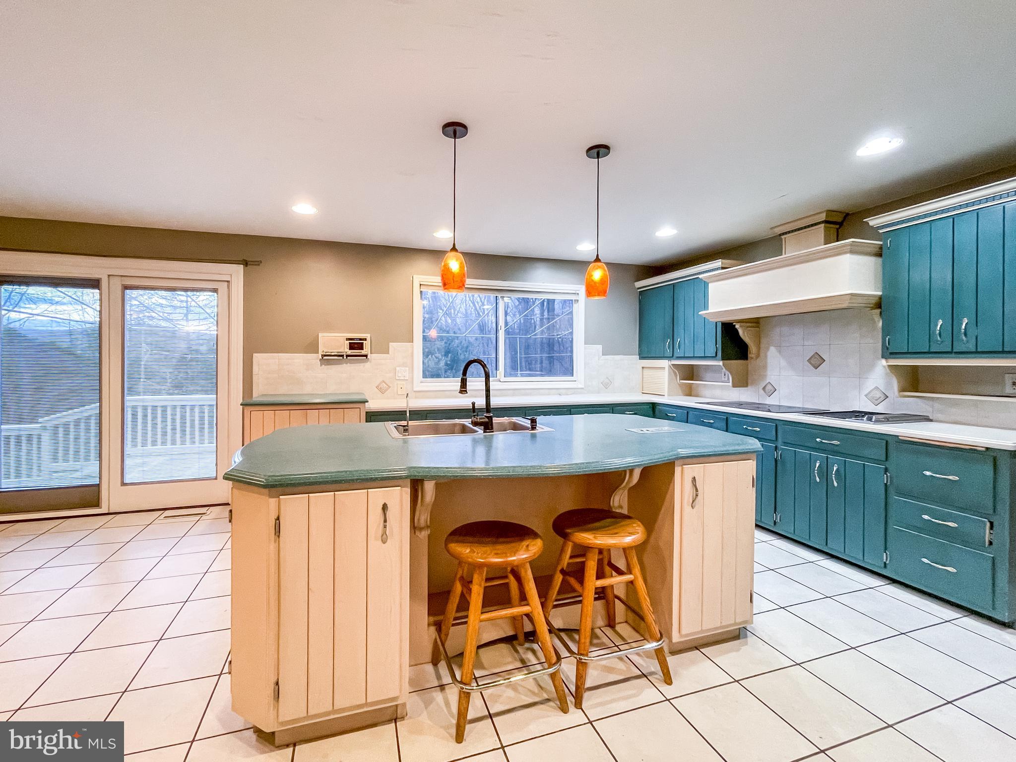 41 Devon Drive Reading, PA 19606 - Photo 18 of 64