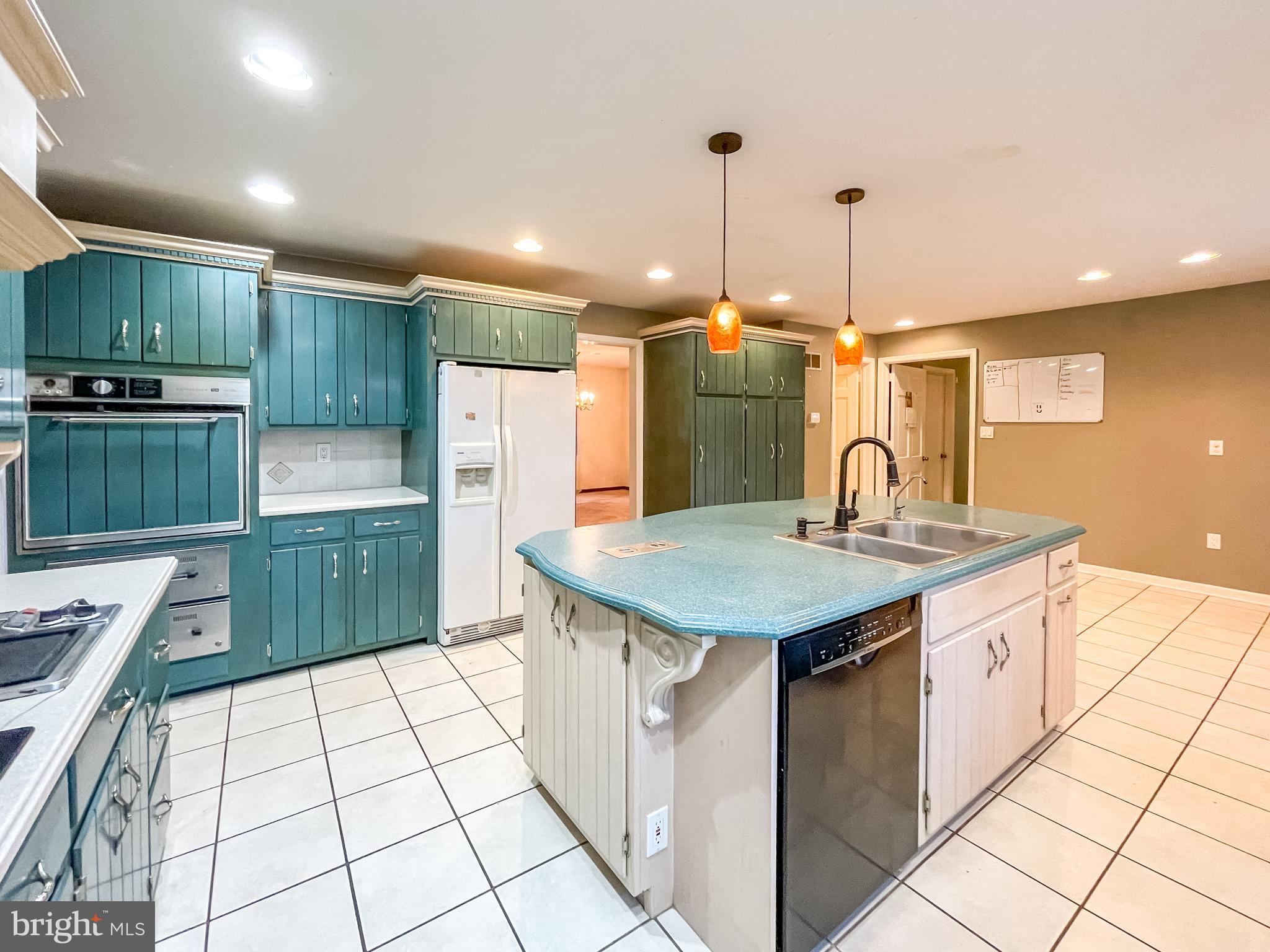 41 Devon Drive Reading, PA 19606 - Photo 21 of 64