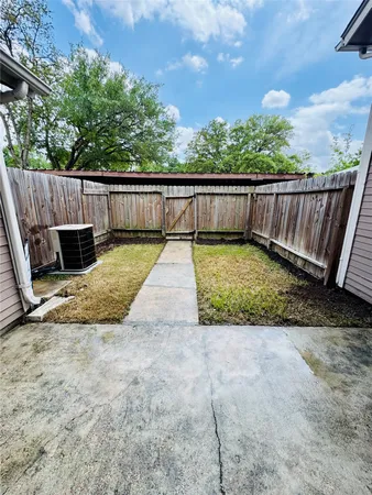 $104,999 | 2035 Countryside Village Boulevard, Unit B, Humble, TX 77338