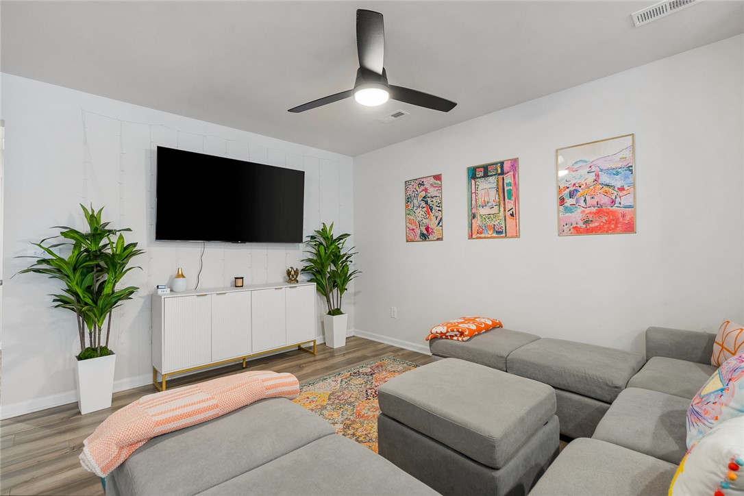 561 Brasstown Court Pendleton, SC 29670 - Photo 8 of 37