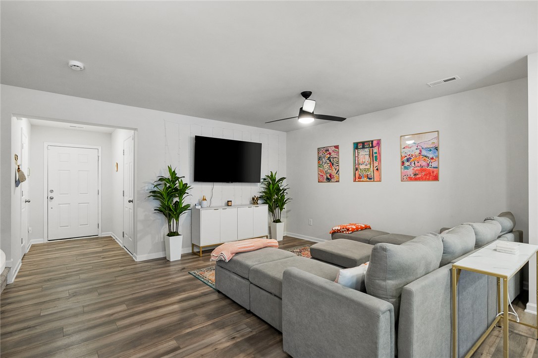 561 Brasstown Court Pendleton, SC 29670 - Photo 9 of 37