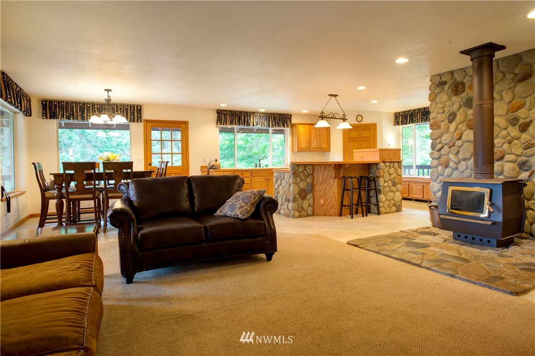 1421 Emerick Road Cle Elum, WA 98922 - Photo 2 of 21