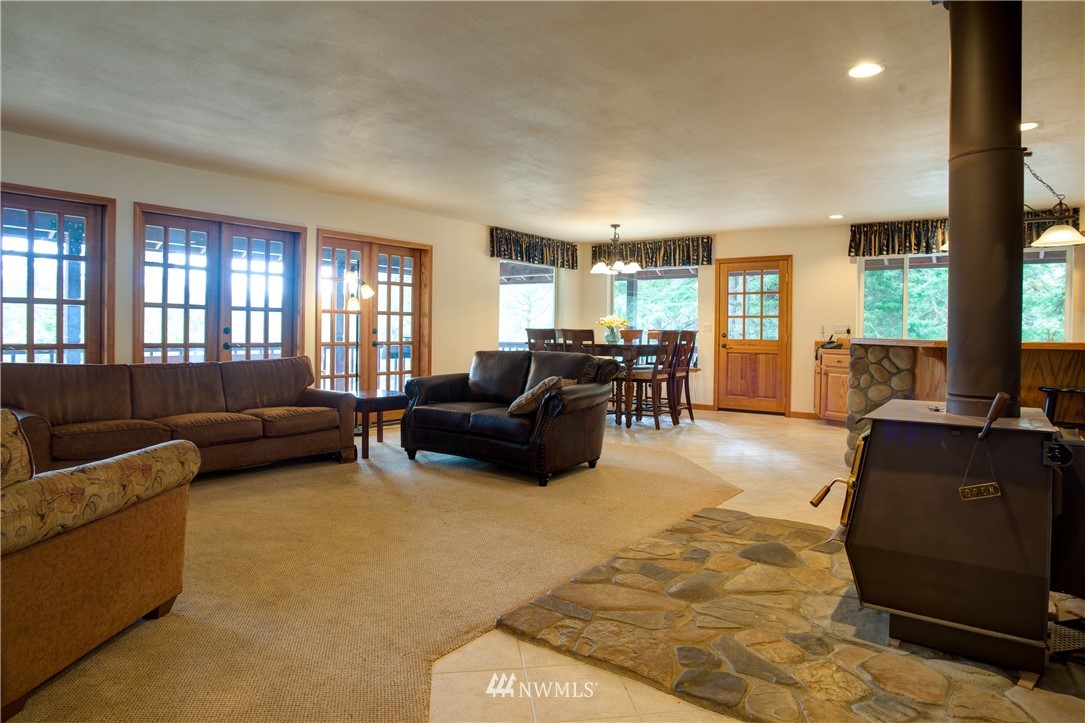 1421 Emerick Road Cle Elum, WA 98922 - Photo 3 of 21