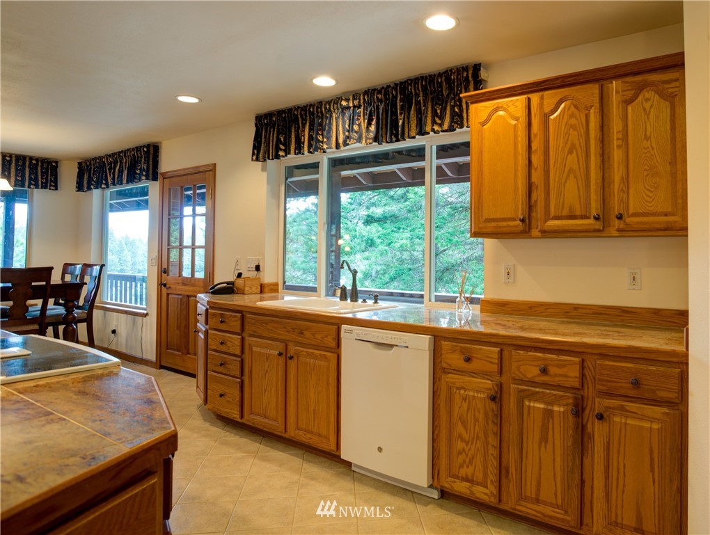 1421 Emerick Road Cle Elum, WA 98922 - Photo 4 of 21