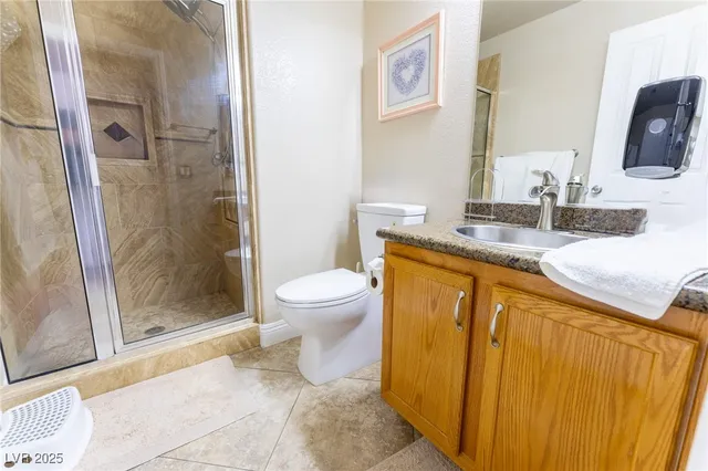 $840,000 | 6632 Isolated Avenue, Las Vegas, NV 89110