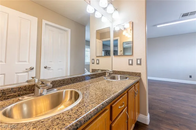 $840,000 | 6632 Isolated Avenue, Las Vegas, NV 89110