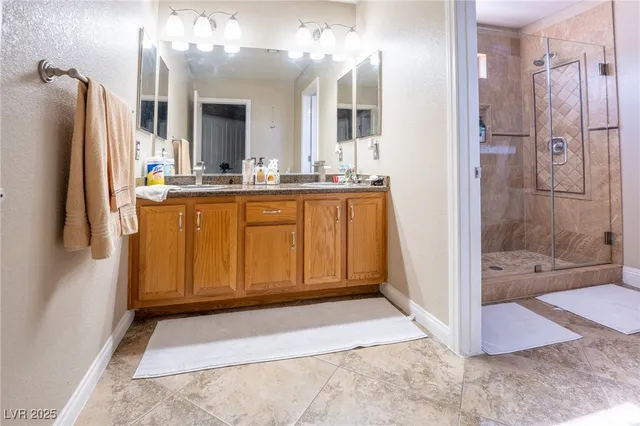 $840,000 | 6632 Isolated Avenue, Las Vegas, NV 89110