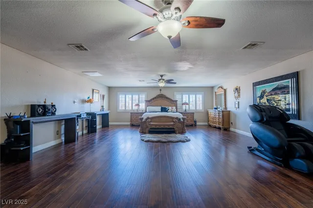 $840,000 | 6632 Isolated Avenue, Las Vegas, NV 89110