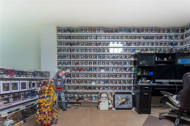 $840,000 | 6632 Isolated Avenue, Las Vegas, NV 89110