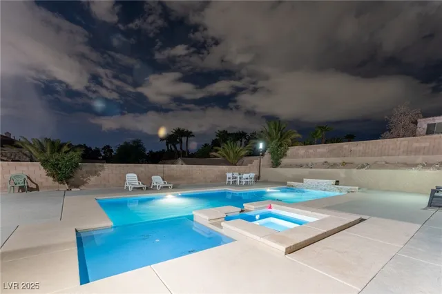 $840,000 | 6632 Isolated Avenue, Las Vegas, NV 89110