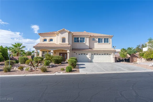 $840,000 | 6632 Isolated Avenue, Las Vegas, NV 89110