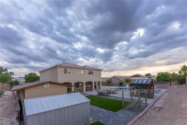 $840,000 | 6632 Isolated Avenue, Las Vegas, NV 89110