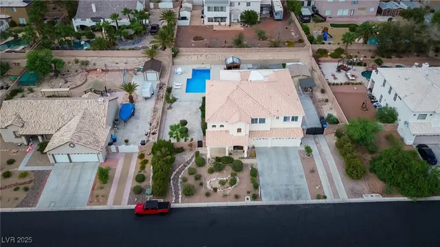 $840,000 | 6632 Isolated Avenue, Las Vegas, NV 89110