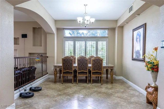 $840,000 | 6632 Isolated Avenue, Las Vegas, NV 89110