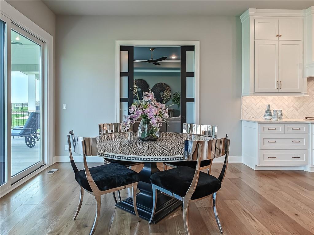 17212 Nieman Road Overland Park, KS 66221 - Photo 20 of 59