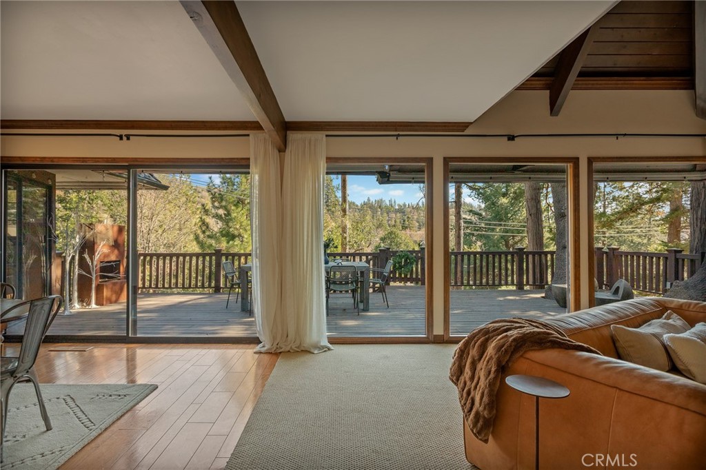 27538 West Shore Road Lake Arrowhead, CA 92352 - Photo 13 of 44