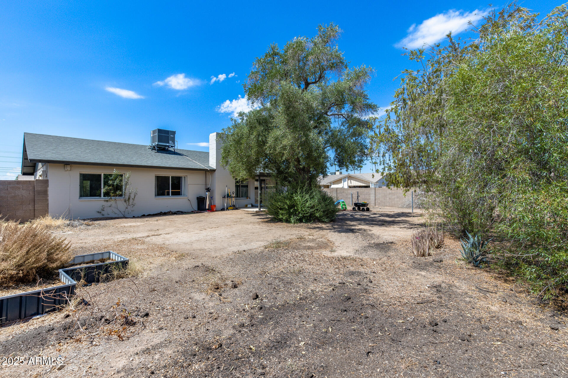 3844 West Calavar Road Phoenix, AZ 85053 - Photo 34 of 37