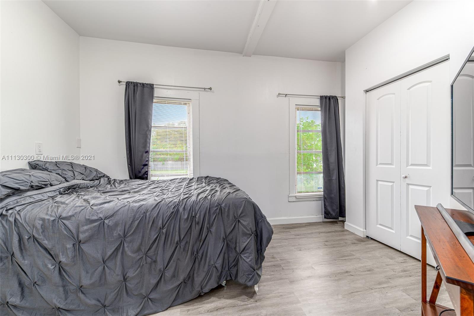 805 West Weatherbee Road Fort Pierce, FL 34982 - Photo 12 of 15 Gallery Image 12