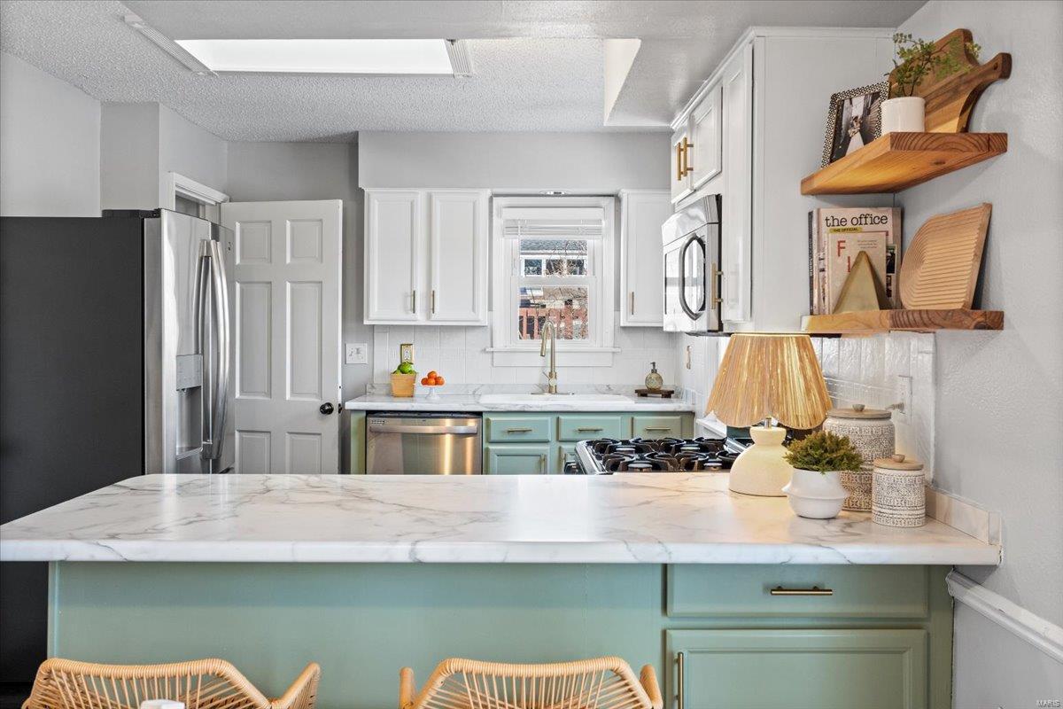 646 Lanvale Drive St. Louis, MO 63119 - Photo 12 of 53