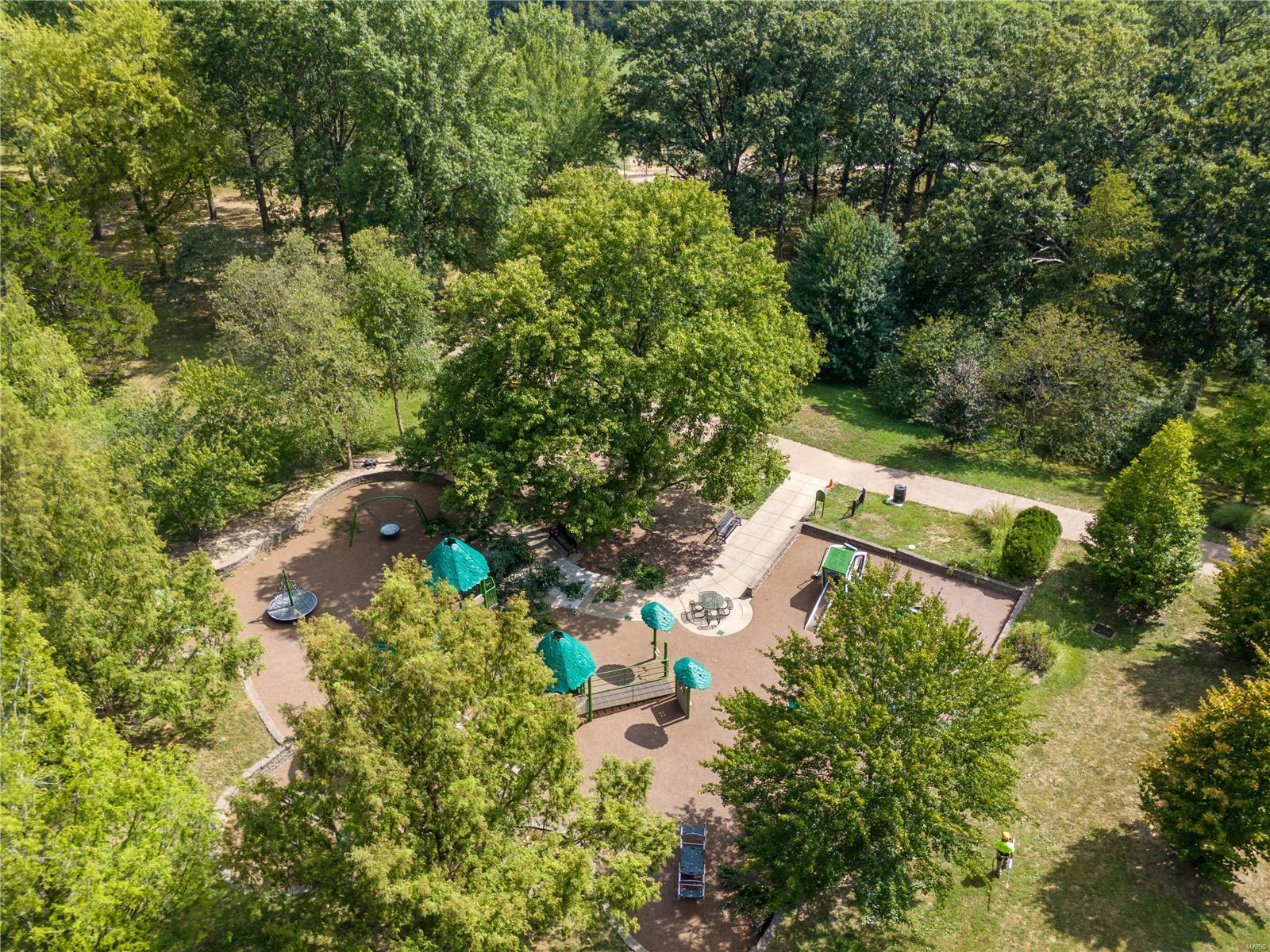 646 Lanvale Drive St. Louis, MO 63119 - Photo 46 of 53