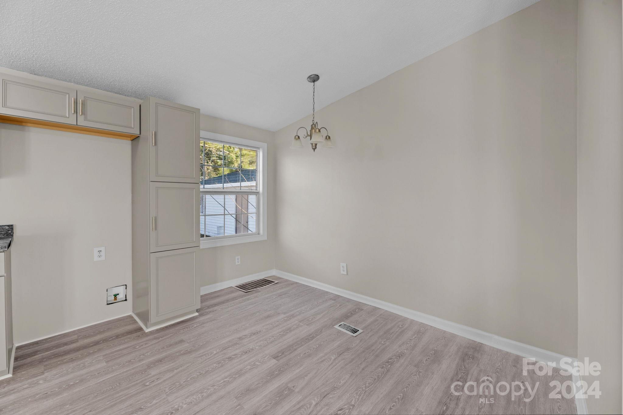 2827 Spring Court Road Kinston, NC 28504 - Photo 21 of 39 Gallery Image 21