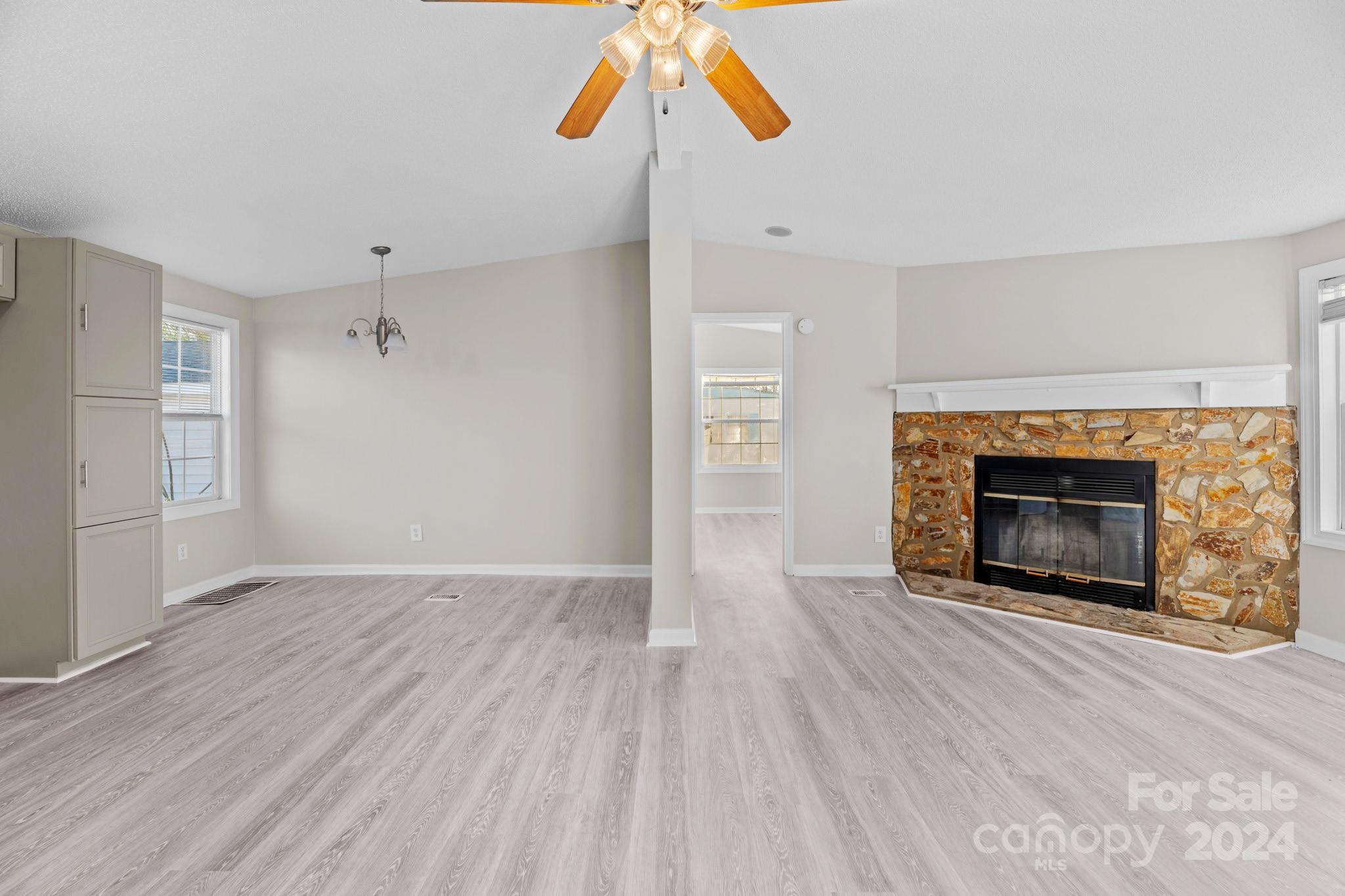2827 Spring Court Road Kinston, NC 28504 - Photo 31 of 39 Gallery Image 31