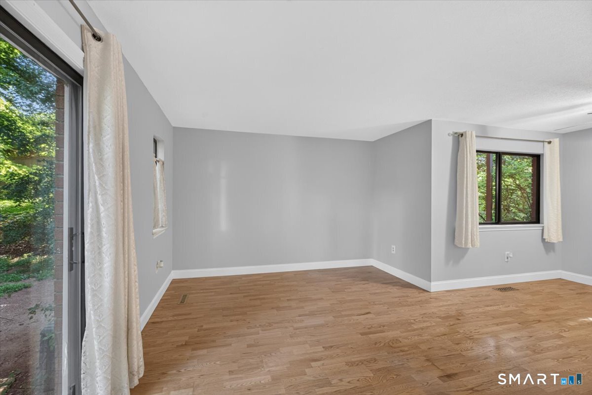 550 Darling Street, Unit 5H Southington, CT 06489 - Photo 5 of 21